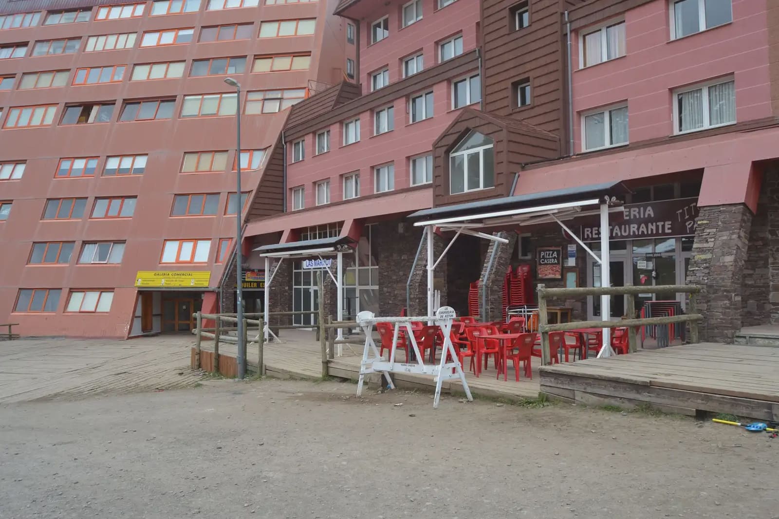 Comercial para venda em Aisa - 295 000 € (Ref: 9963474)