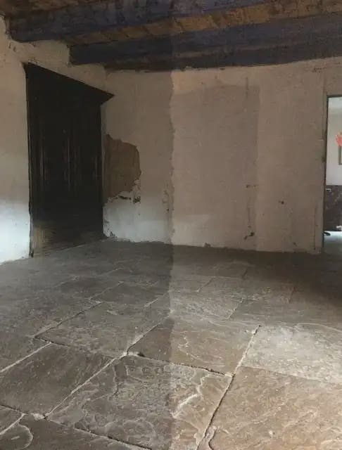 5 bedroom Finca/Country House for sale in Javierrelatre with garage - € 200,000 (Ref: 9963476)