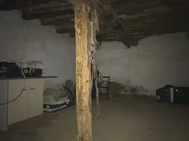 5 bedroom Finca/Country House for sale in Javierrelatre with garage - € 200,000 (Ref: 9963476)
