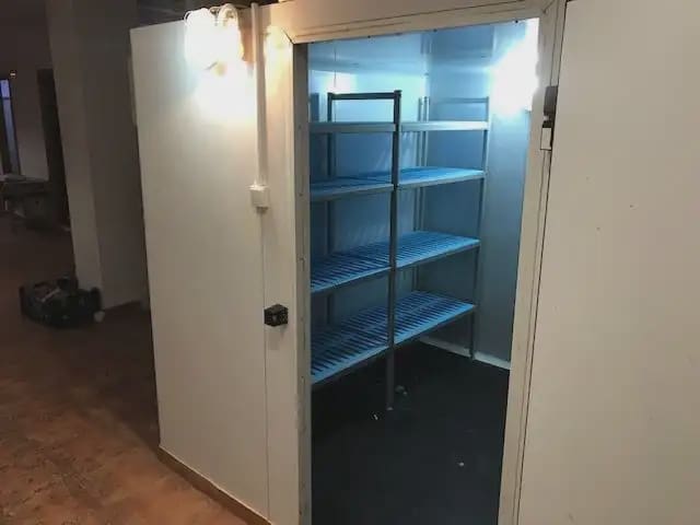Kaupallinen myytävänä paikassa Jaca - 400 000 € (Ref: 9963477)