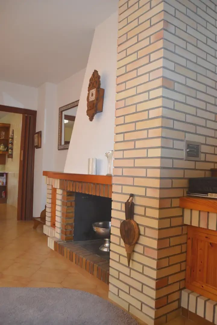 7 bedroom Villa for sale in Albalatillo with garage - € 320,000 (Ref: 9963481)