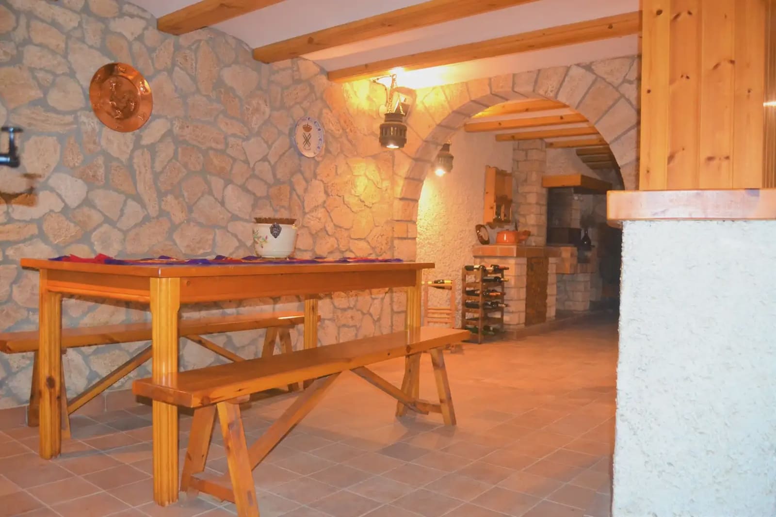 7 bedroom Villa for sale in Albalatillo with garage - € 320,000 (Ref: 9963481)