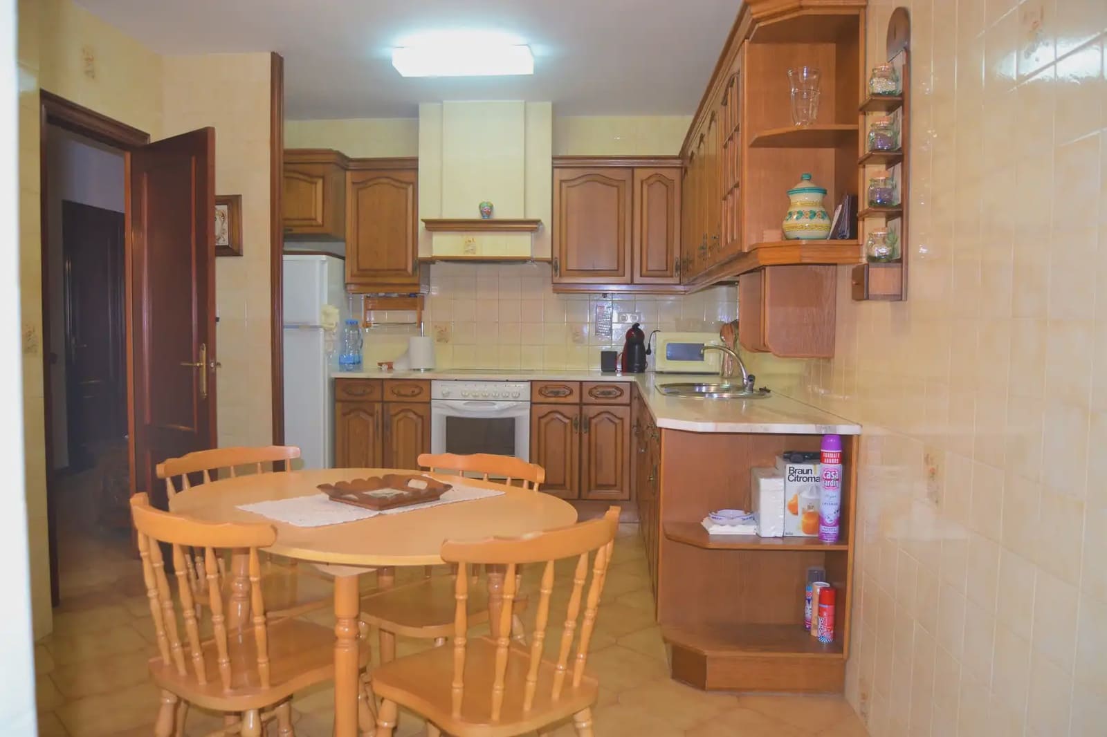 7 bedroom Villa for sale in Albalatillo with garage - € 320,000 (Ref: 9963481)