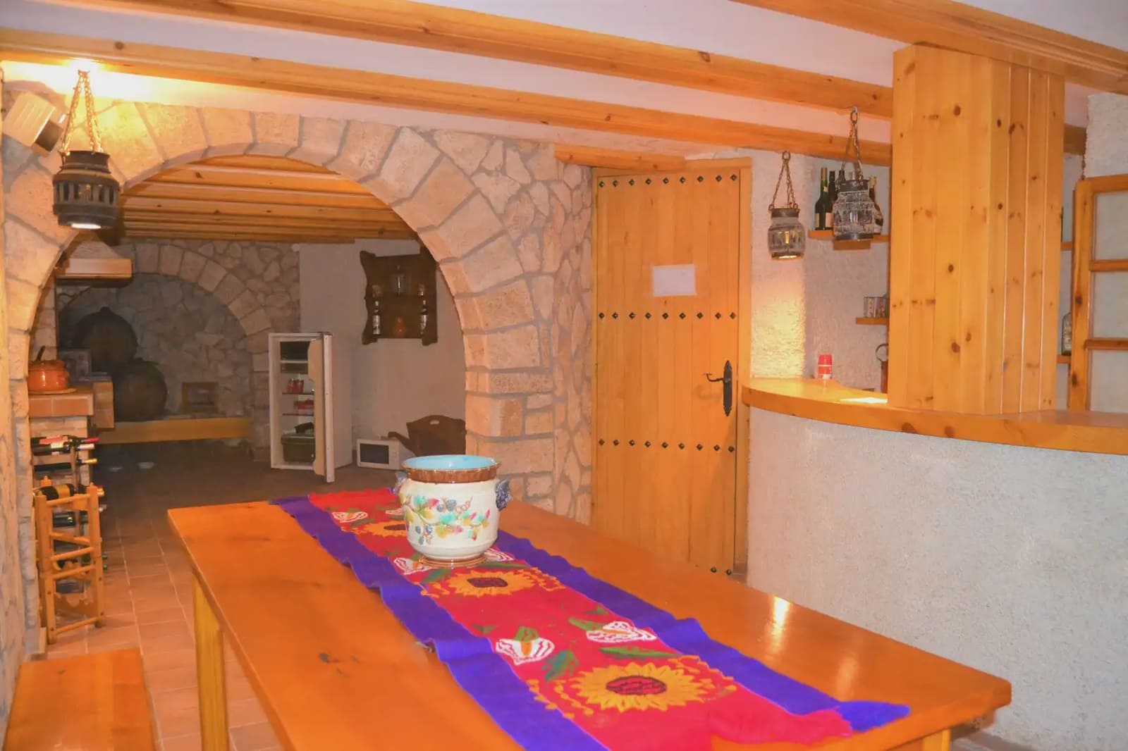 7 bedroom Villa for sale in Albalatillo with garage - € 320,000 (Ref: 9963481)