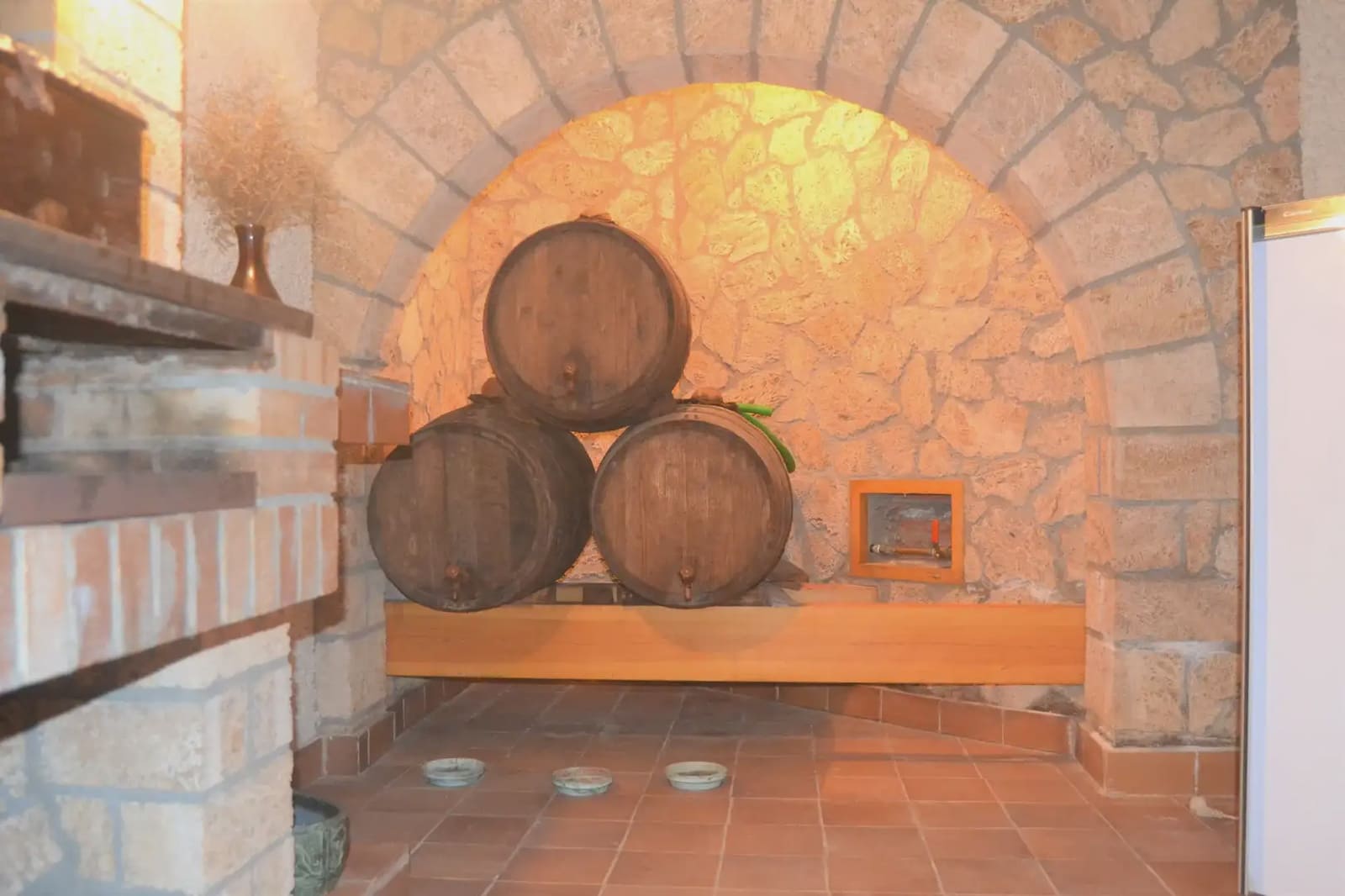 7 bedroom Villa for sale in Albalatillo with garage - € 320,000 (Ref: 9963481)