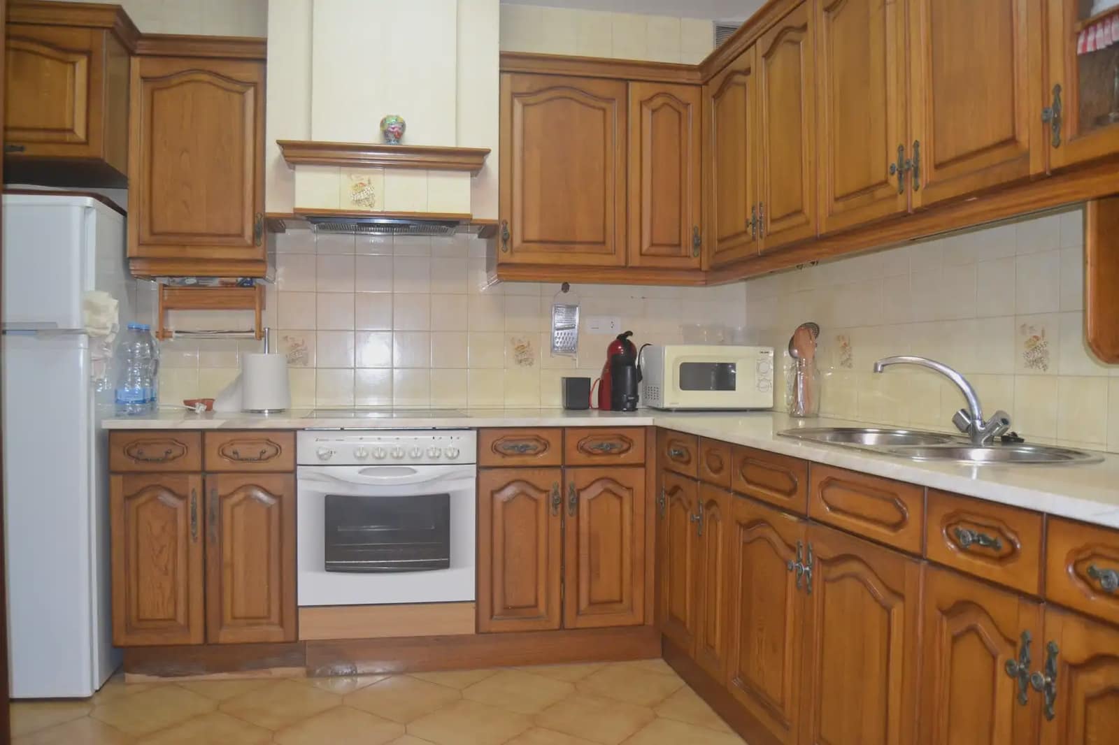 7 bedroom Villa for sale in Albalatillo with garage - € 320,000 (Ref: 9963481)