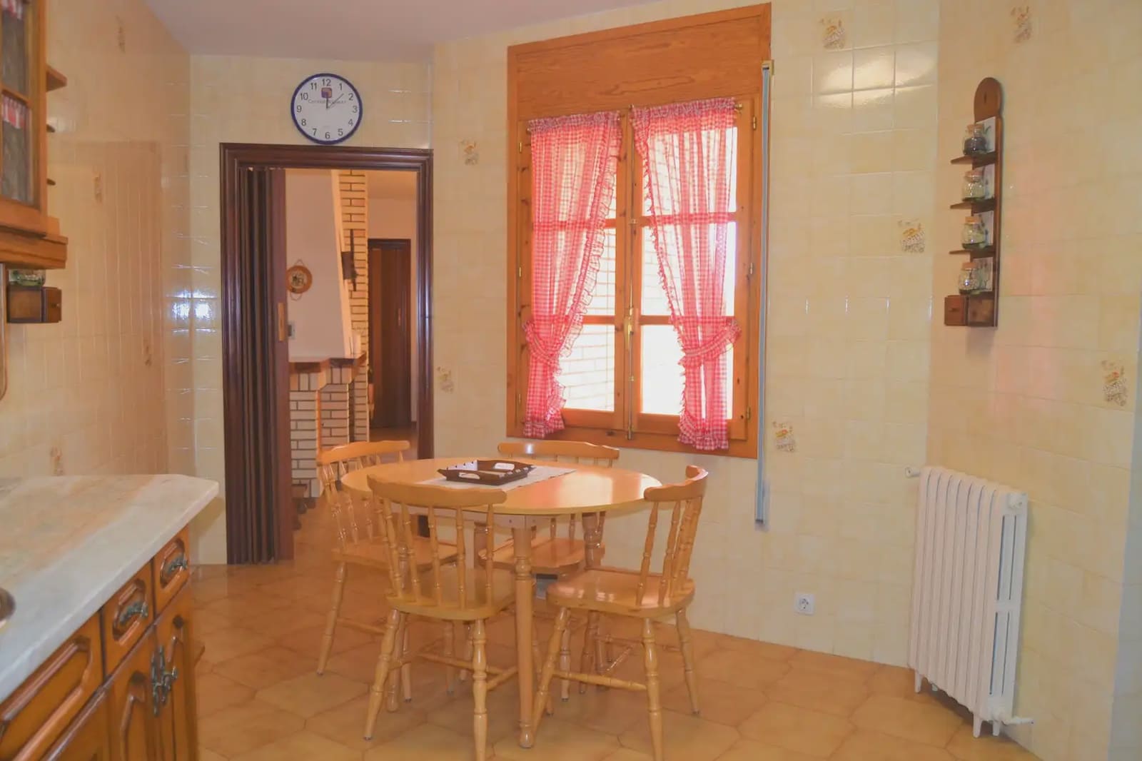 7 bedroom Villa for sale in Albalatillo with garage - € 320,000 (Ref: 9963481)