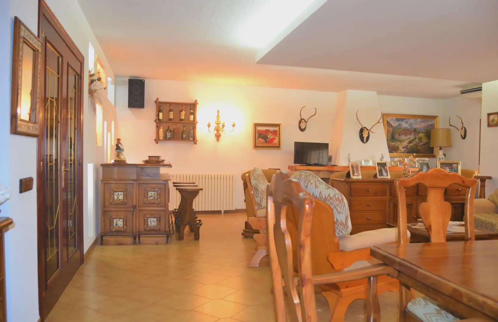7 bedroom Villa for sale in Albalatillo with garage - € 320,000 (Ref: 9963481)