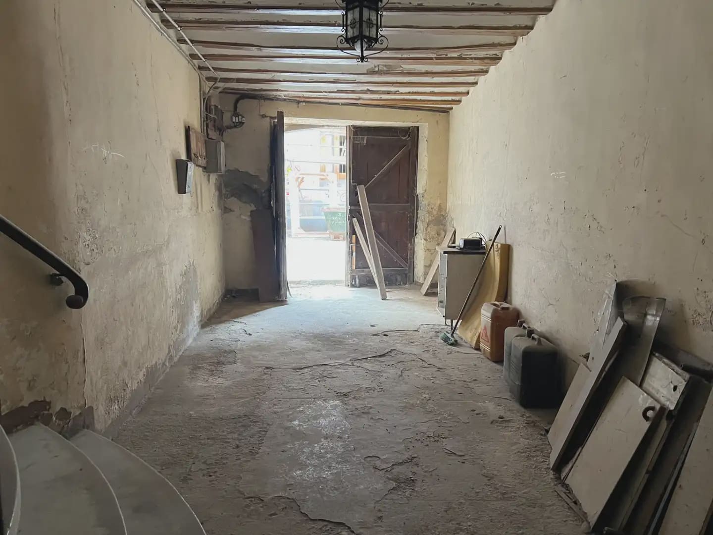 Comercial para venda em Jaca - 248 000 € (Ref: 9963484)