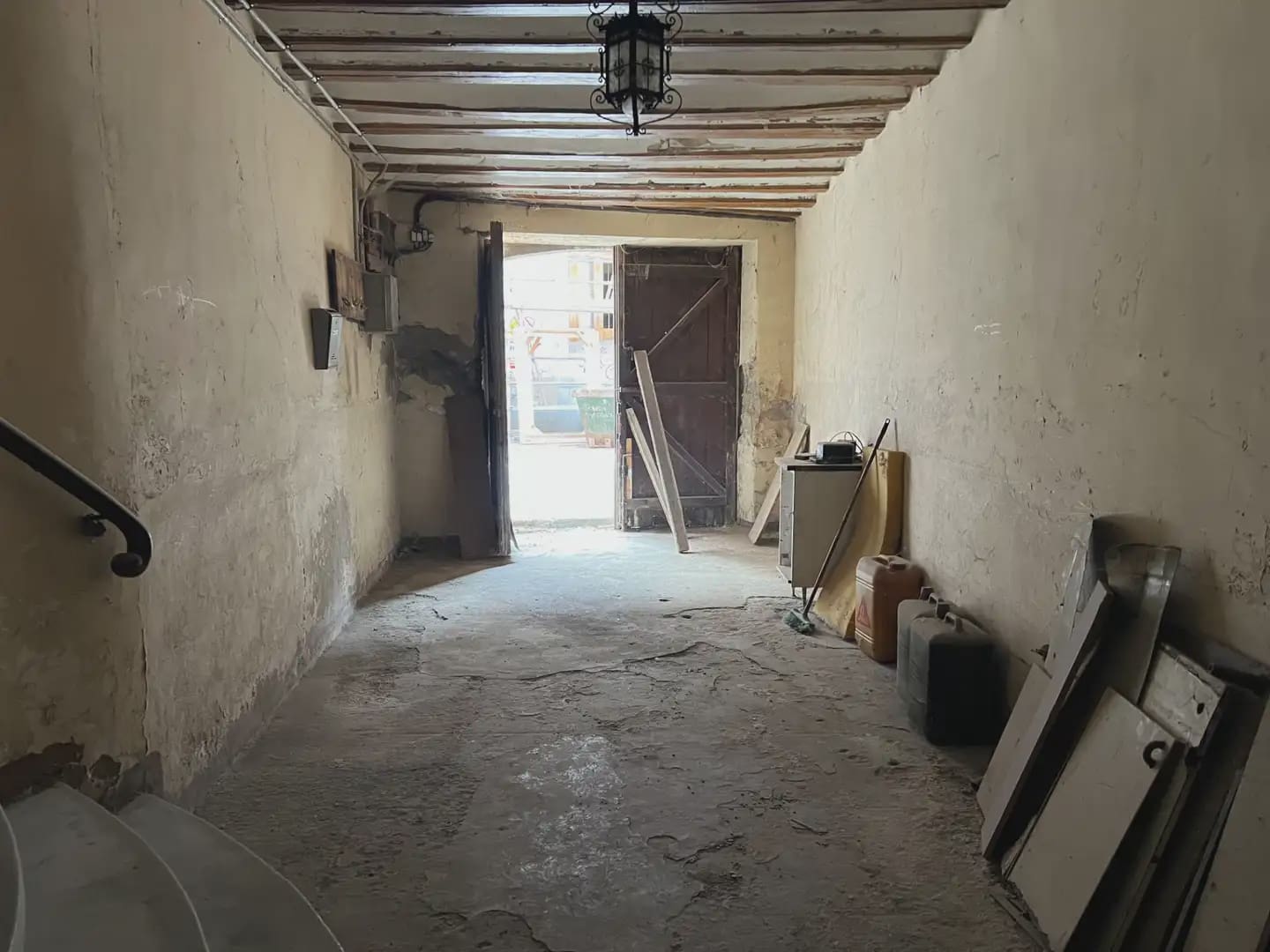 Comercial para venda em Jaca - 248 000 € (Ref: 9963484)