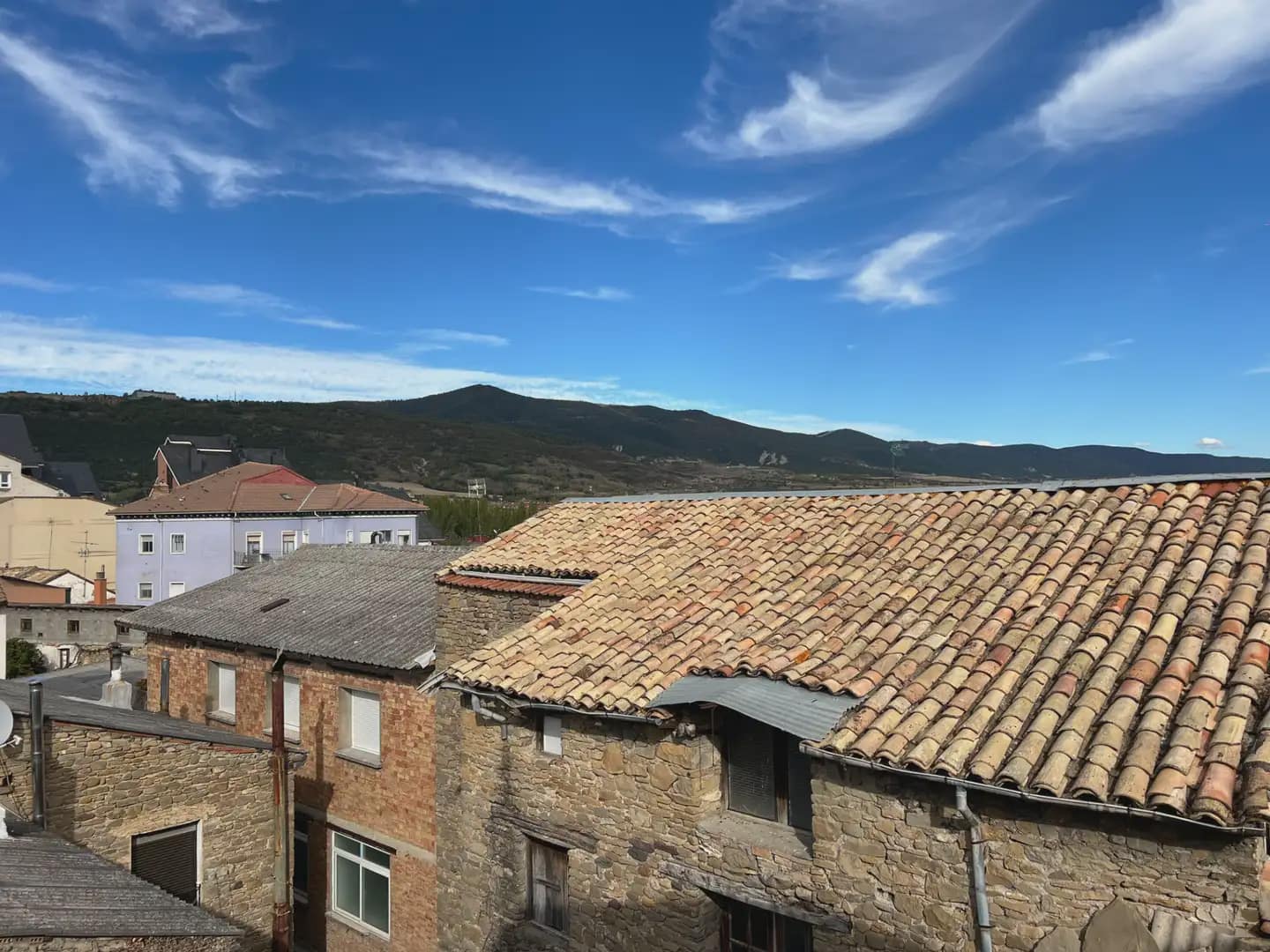 Comercial para venda em Jaca - 248 000 € (Ref: 9963484)