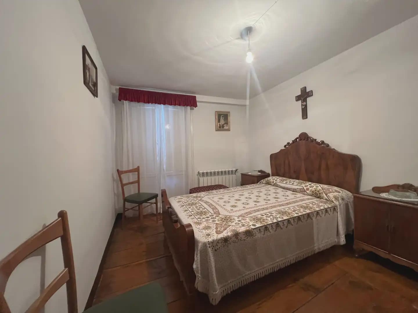 7 Zimmer Haus zu verkaufen in Aragues del Puerto - 450.000 € (Ref: 9963486)