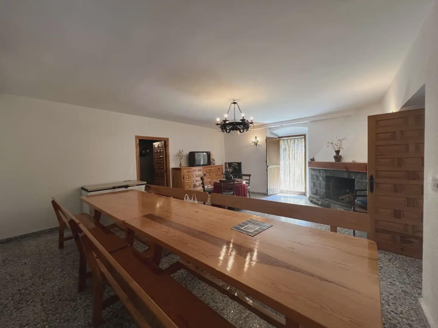 7 Zimmer Haus zu verkaufen in Aragues del Puerto - 450.000 € (Ref: 9963486)