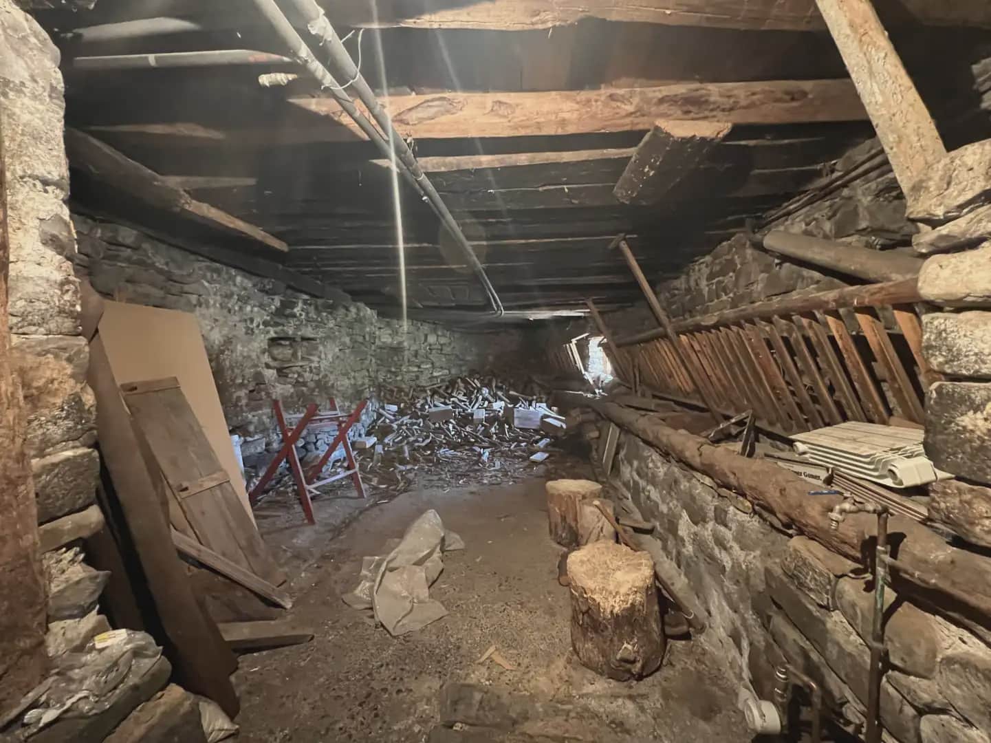 7 Zimmer Haus zu verkaufen in Aragues del Puerto - 450.000 € (Ref: 9963486)
