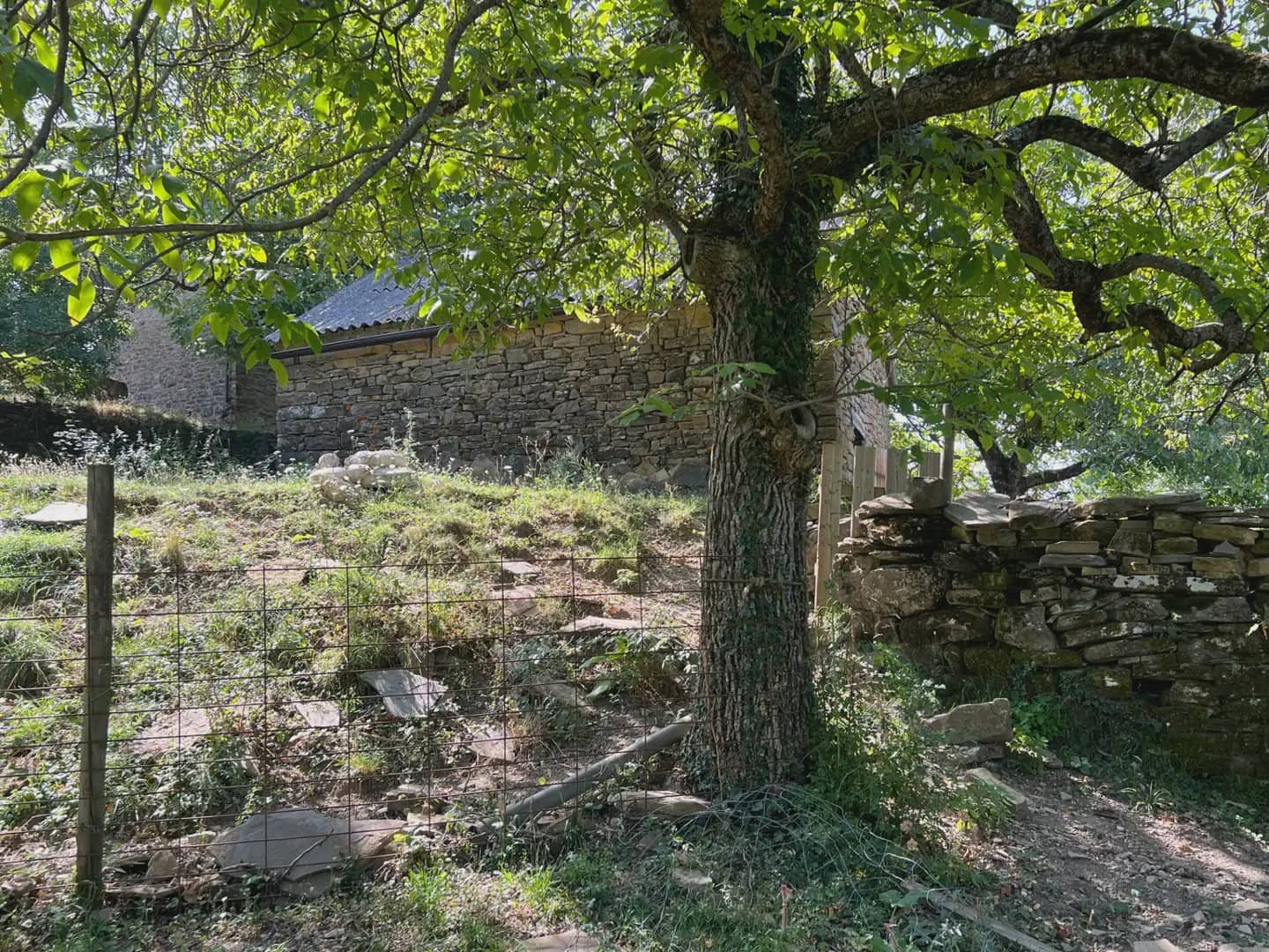 Finca/Country House for sale in Broto - € 145,000 (Ref: 9963487)