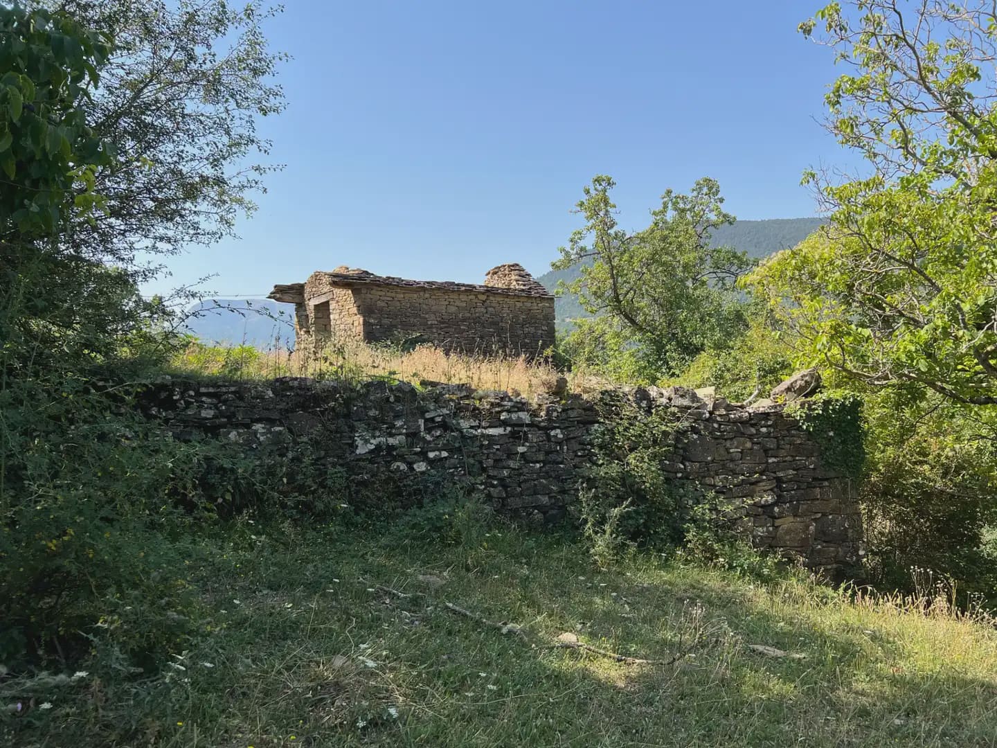 Finca/Country House for sale in Broto - € 145,000 (Ref: 9963487)