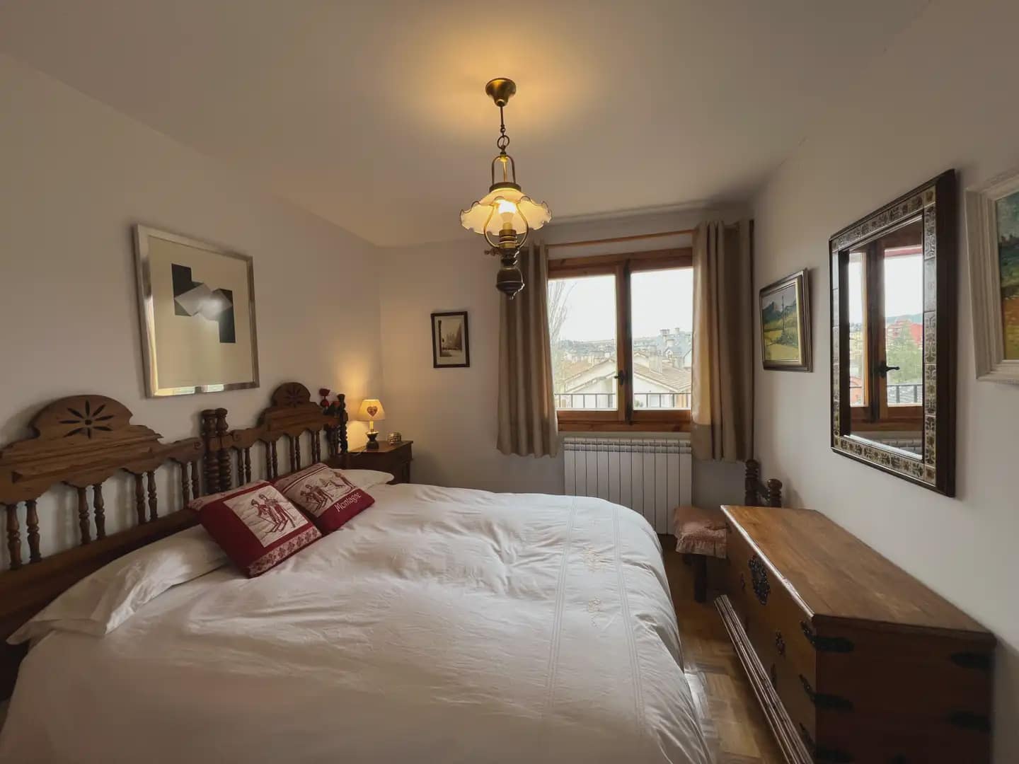 Apartamento de 4 habitaciones en Jaca en venta con piscina - 415.000 € (Ref: 9963493)