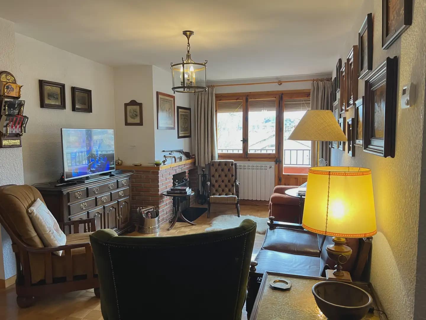 Apartamento de 4 habitaciones en Jaca en venta con piscina - 415.000 € (Ref: 9963493)