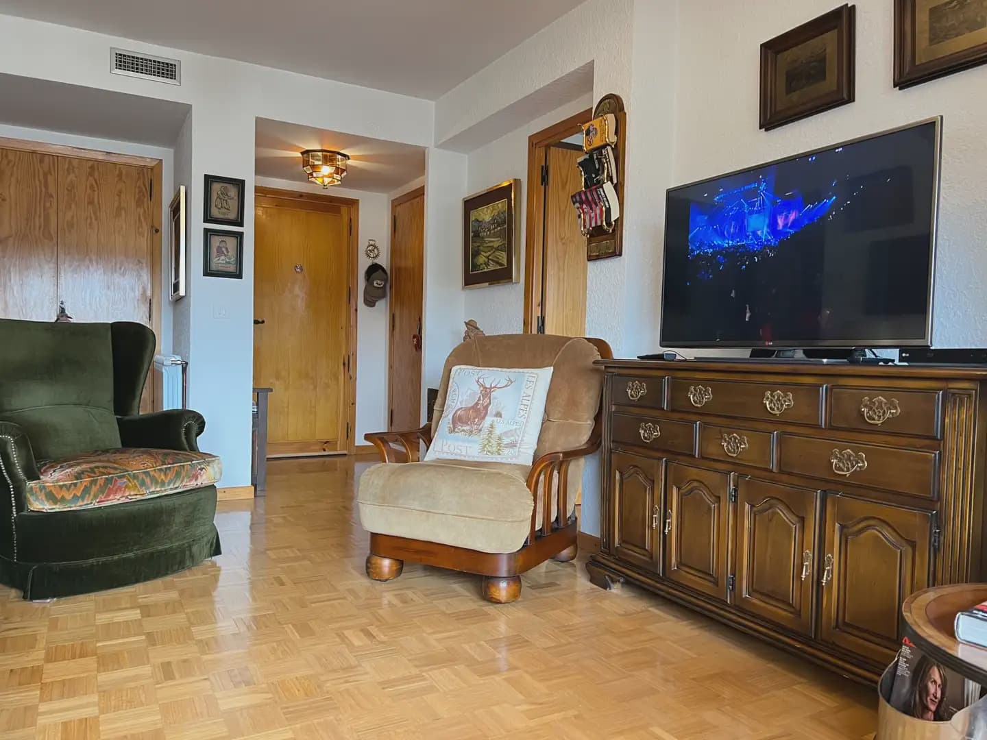 Apartamento de 4 habitaciones en Jaca en venta con piscina - 415.000 € (Ref: 9963493)