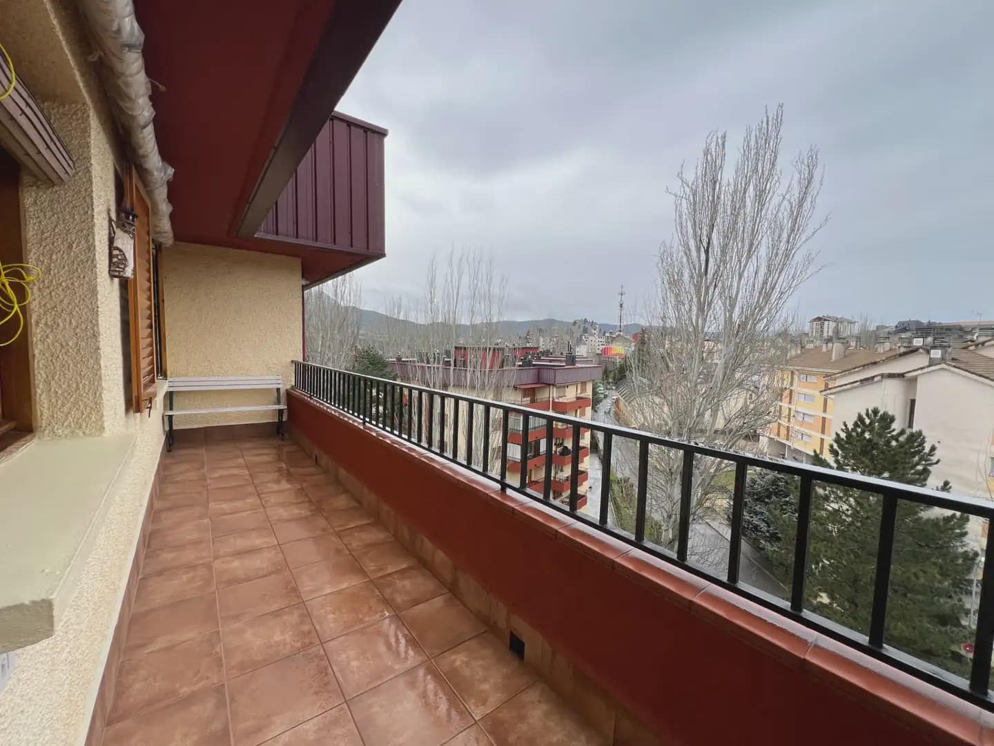 Apartamento de 4 habitaciones en Jaca en venta con piscina - 415.000 € (Ref: 9963493)