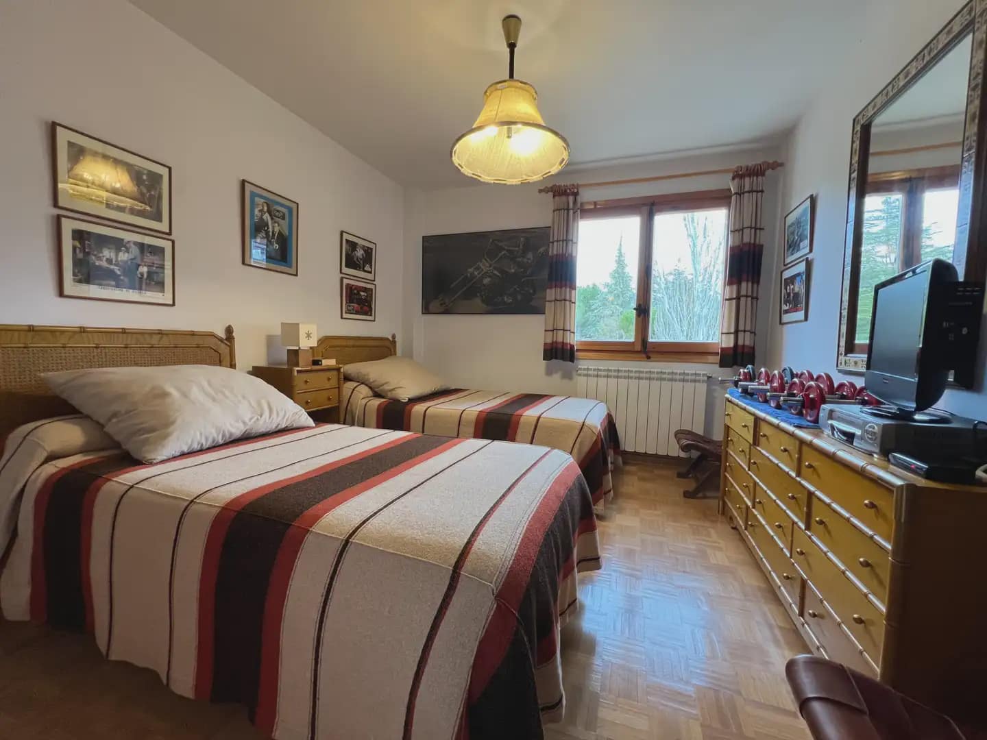 Apartamento de 4 habitaciones en Jaca en venta con piscina - 415.000 € (Ref: 9963493)
