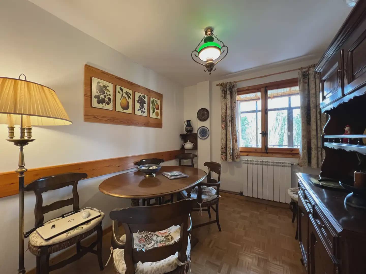 Apartamento de 4 habitaciones en Jaca en venta con piscina - 415.000 € (Ref: 9963493)