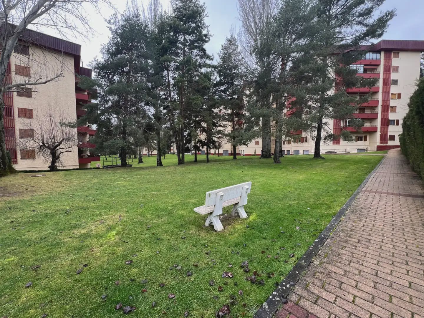 Apartamento de 4 habitaciones en Jaca en venta con piscina - 415.000 € (Ref: 9963493)