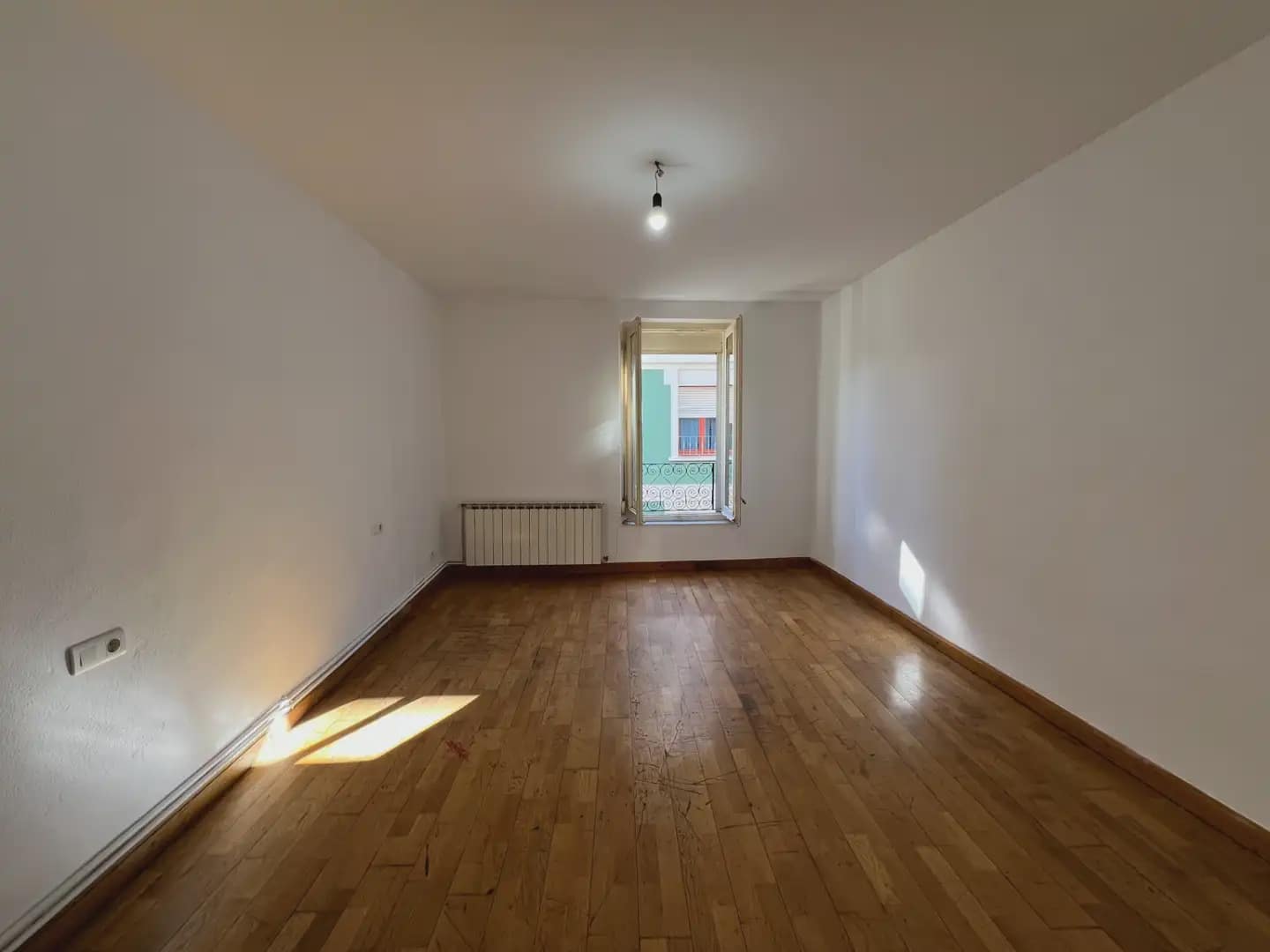 3 slaapkamer Flat te koop in Jaca - € 199.999 (Ref: 9963494)
