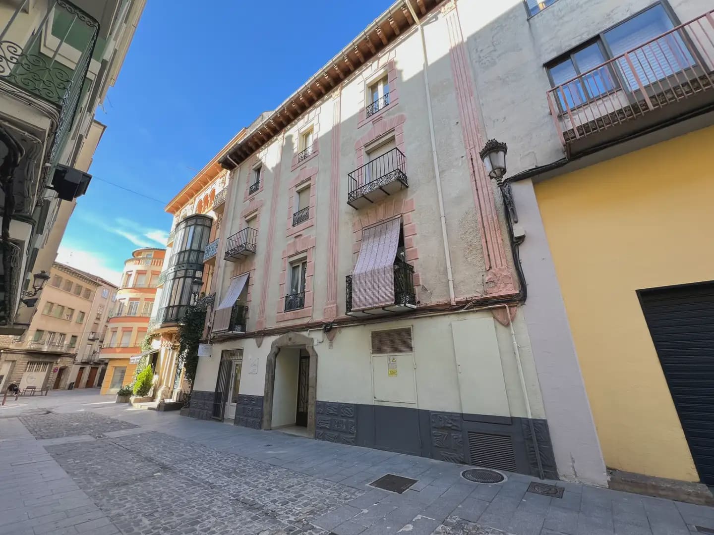 3 slaapkamer Flat te koop in Jaca - € 199.999 (Ref: 9963494)