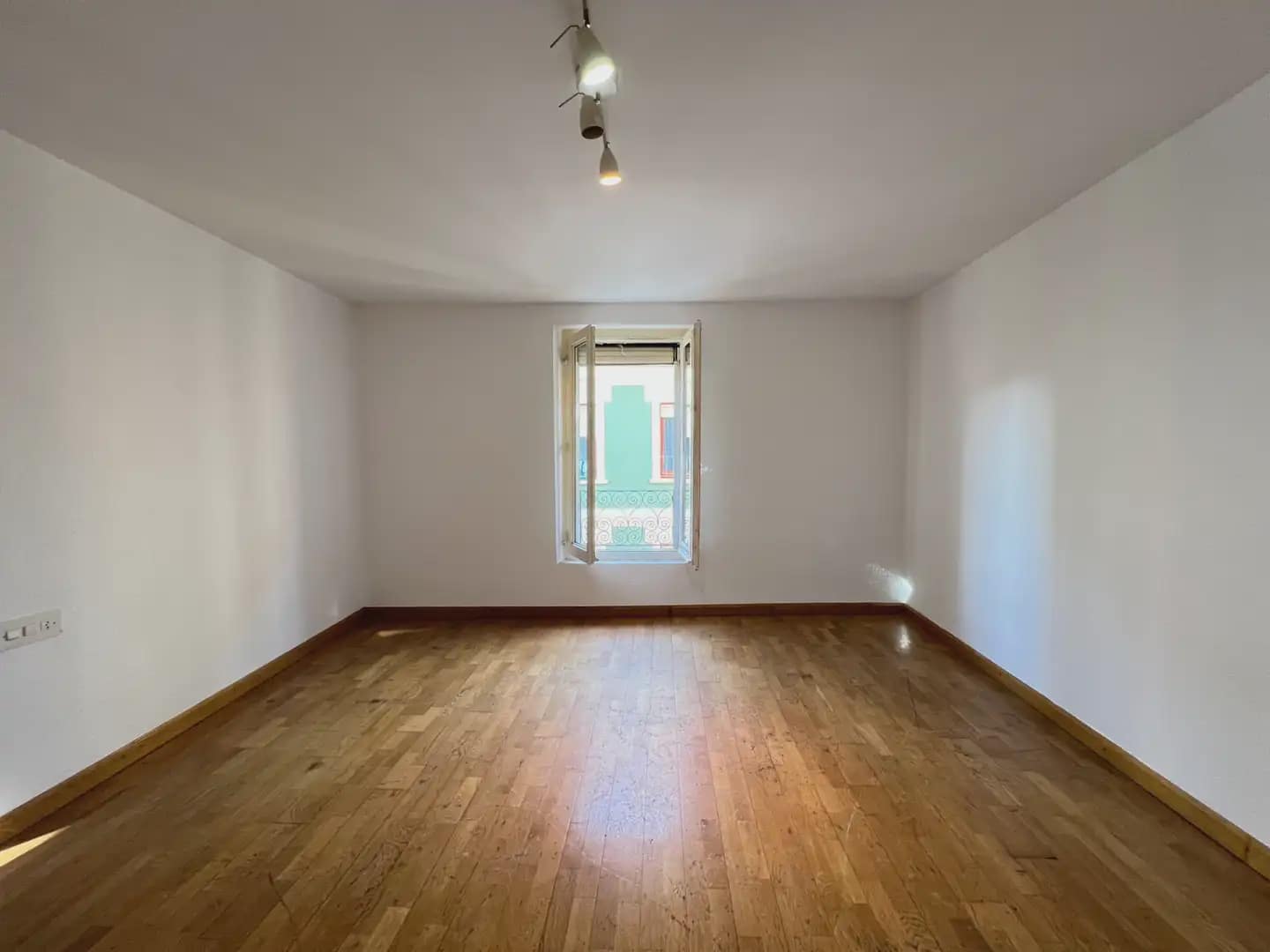 3 slaapkamer Flat te koop in Jaca - € 199.999 (Ref: 9963494)