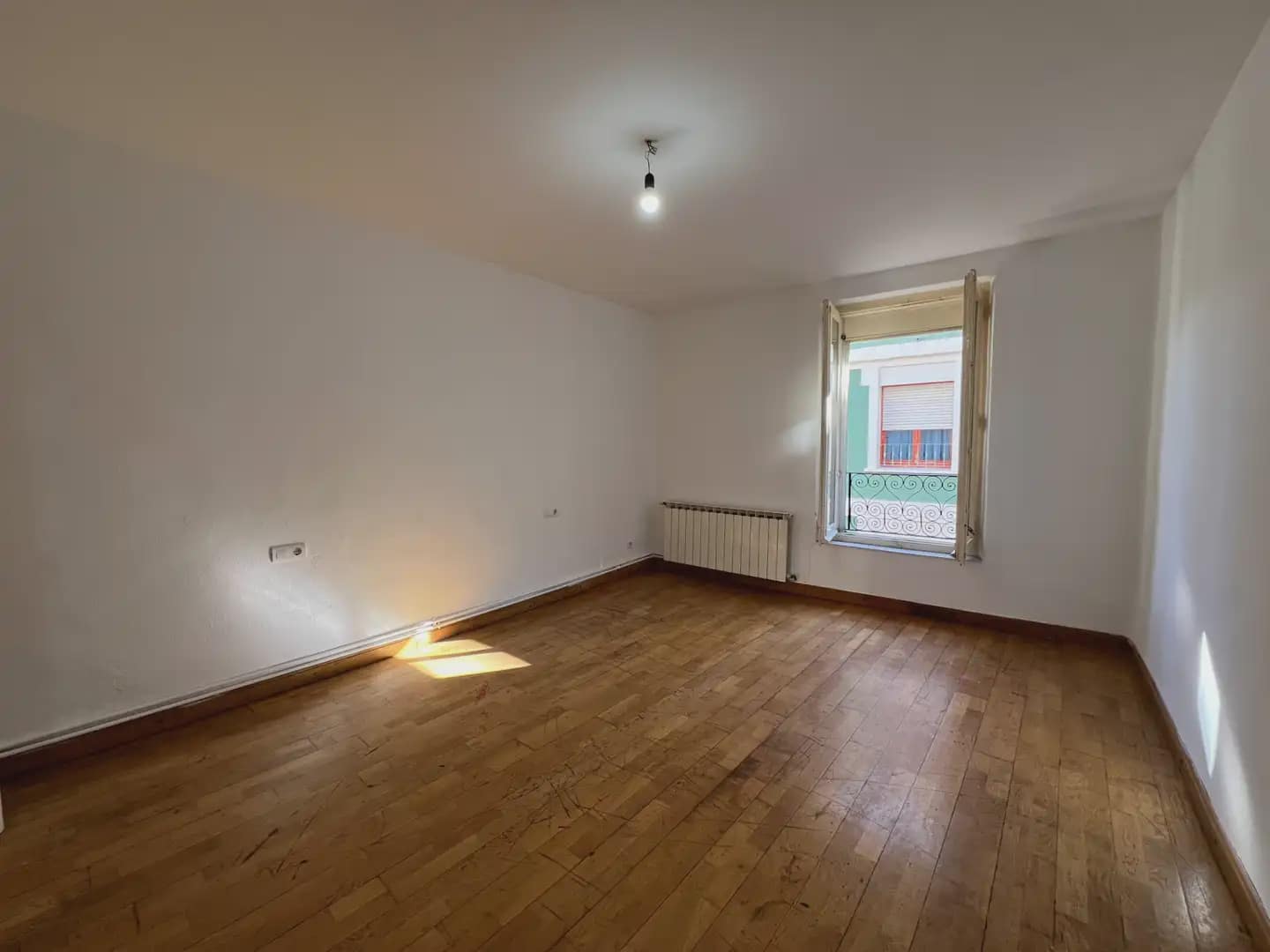 3 slaapkamer Flat te koop in Jaca - € 199.999 (Ref: 9963494)