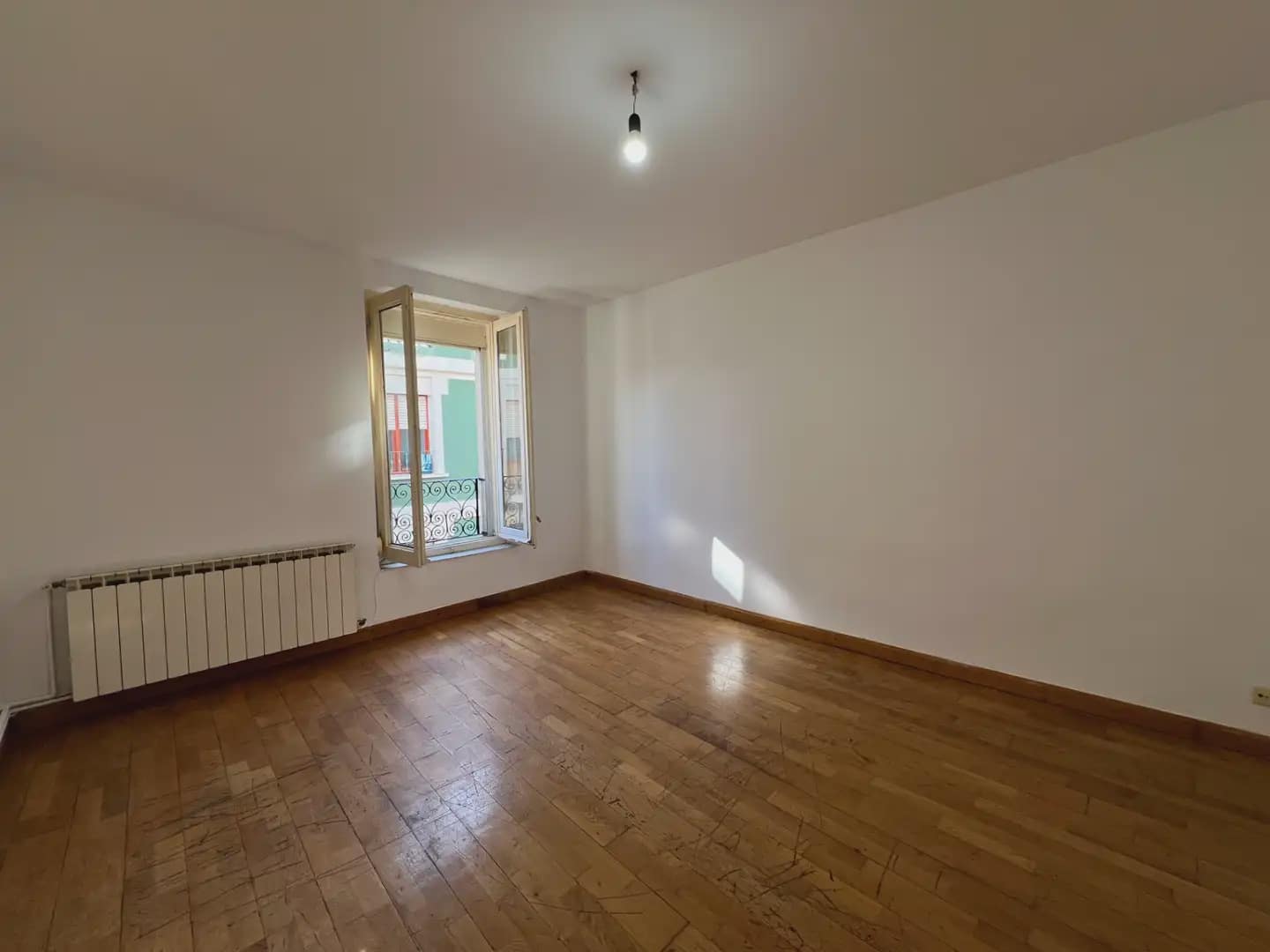 3 slaapkamer Flat te koop in Jaca - € 199.999 (Ref: 9963494)