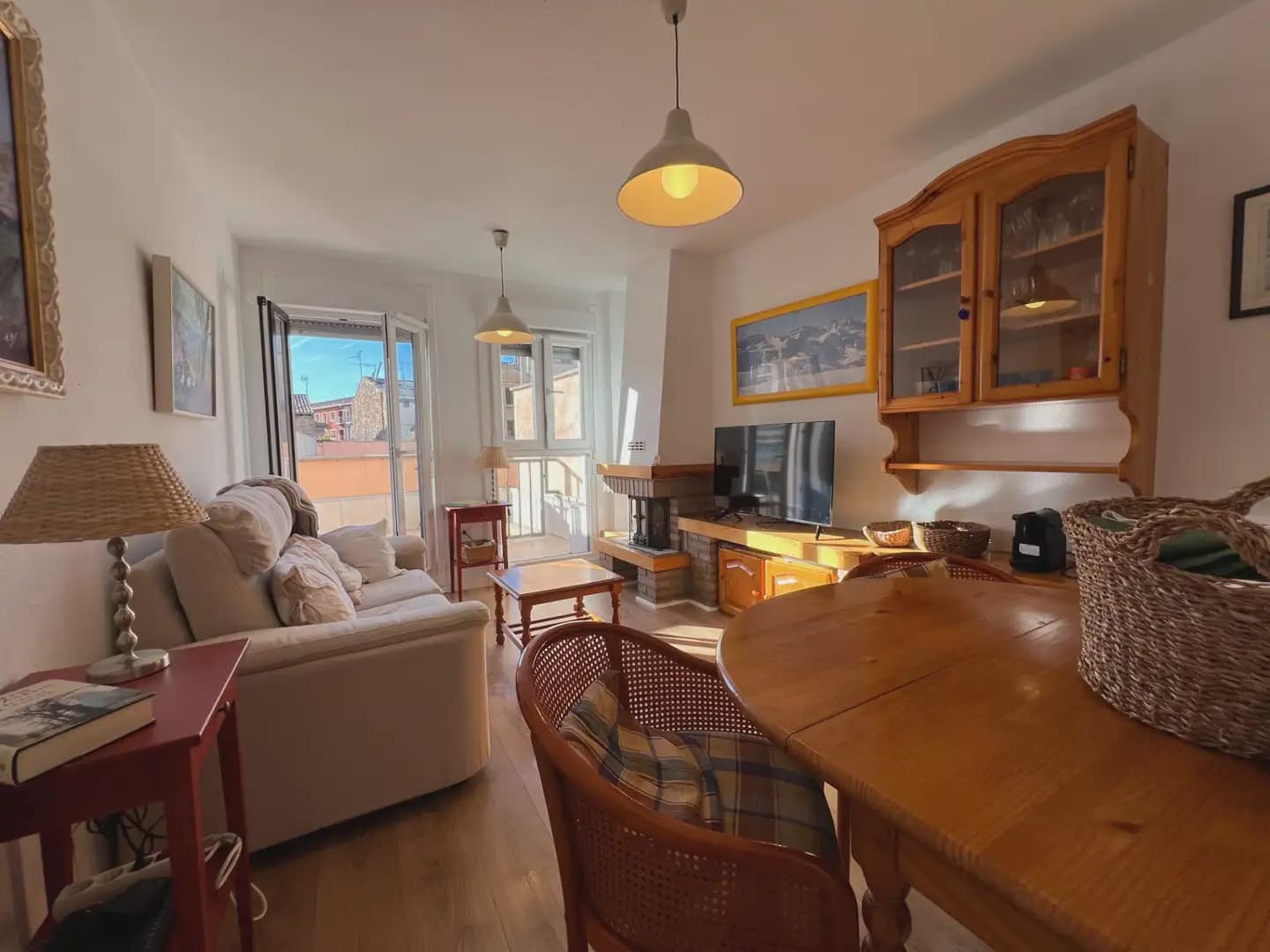 Piso de 2 habitaciones en Jaca en venta - 319.000 € (Ref: 9963495)