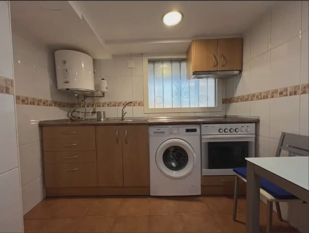 Piso de 4 habitaciones en Jaca en venta - 165.000 € (Ref: 9963496)