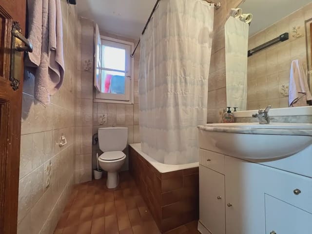 4 chambre Appartement à vendre à Jaca - 170 000 € (Ref: 9963497)