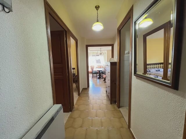 4 chambre Appartement à vendre à Jaca - 170 000 € (Ref: 9963497)