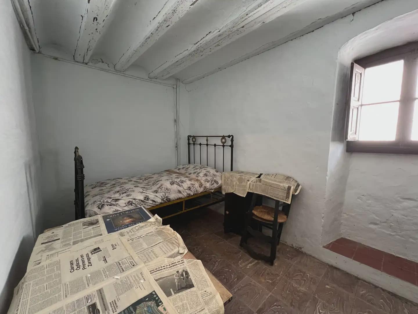 5 bedroom Finca/Country House for sale in Anso - € 220,000 (Ref: 9963500)