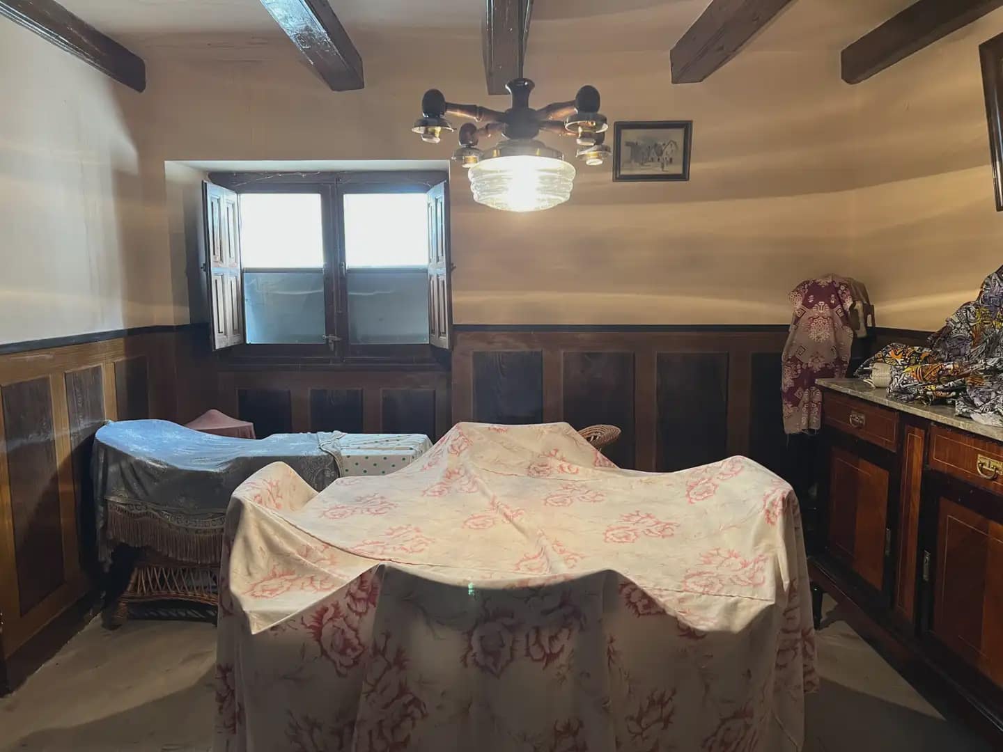 5 bedroom Finca/Country House for sale in Anso - € 220,000 (Ref: 9963500)