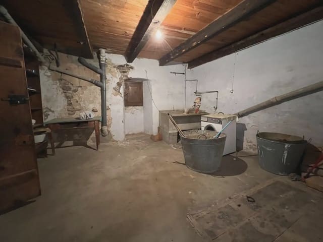 5 bedroom Finca/Country House for sale in Ansó - € 220,000 (Ref: 9963500)