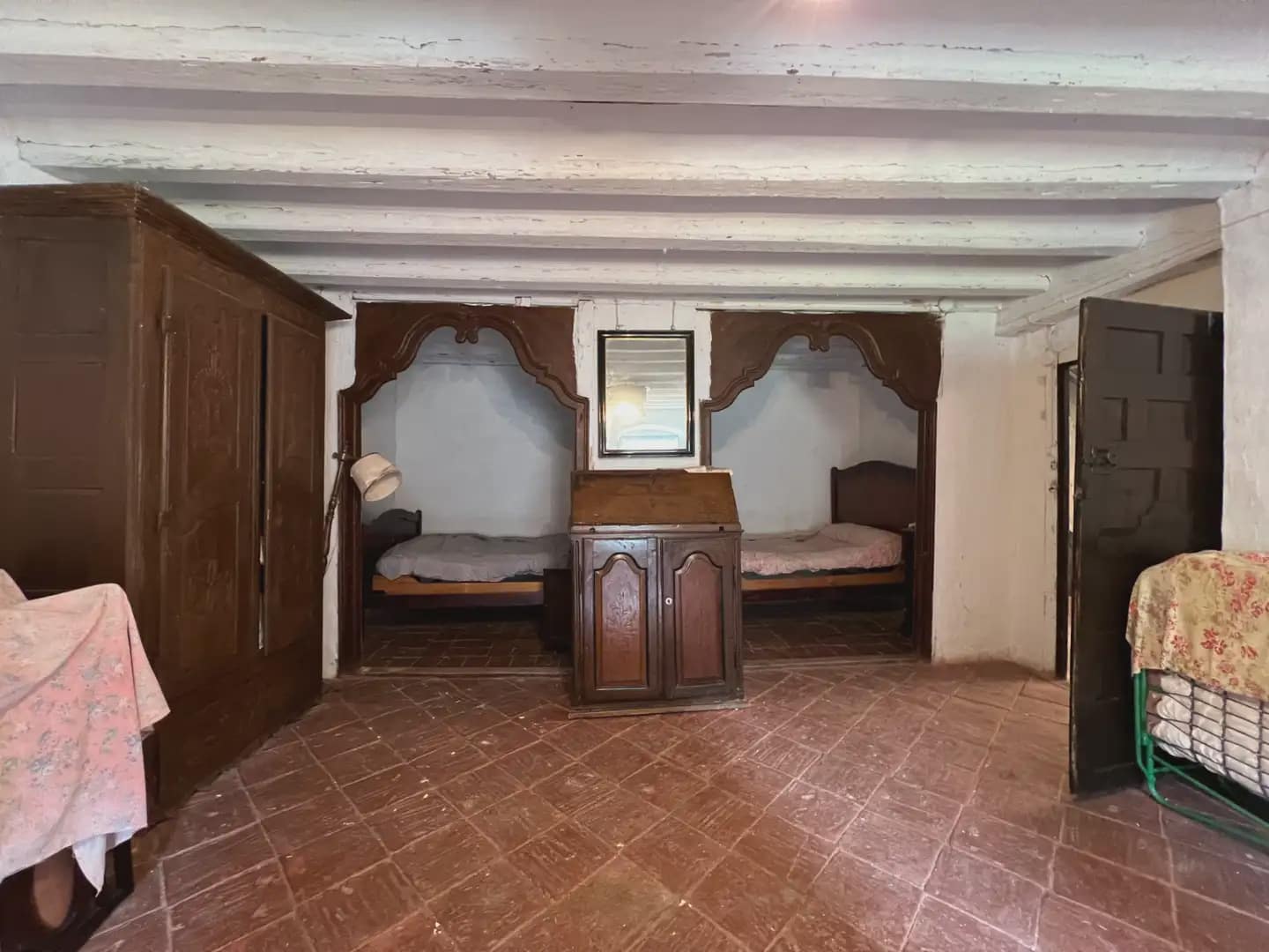 5 bedroom Finca/Country House for sale in Anso - € 220,000 (Ref: 9963500)
