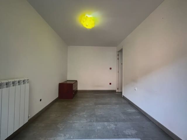 3 slaapkamer Flat te koop in Jaca - € 230.000 (Ref: 9963506)
