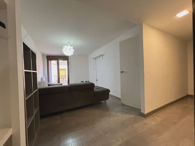 3 slaapkamer Flat te koop in Jaca - € 230.000 (Ref: 9963506)