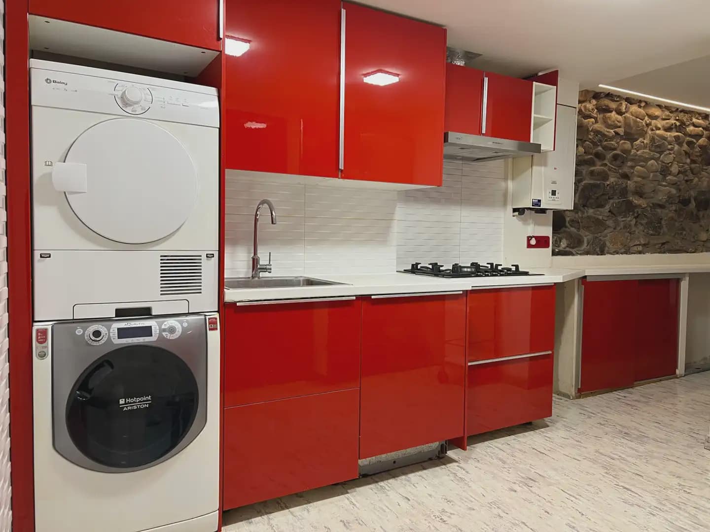 Piso de 3 habitaciones en Jaca en venta - 230.000 € (Ref: 9963506)