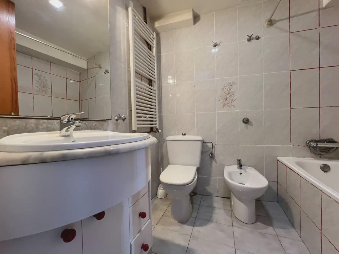 Piso de 3 habitaciones en Jaca en venta - 230.000 € (Ref: 9963506)