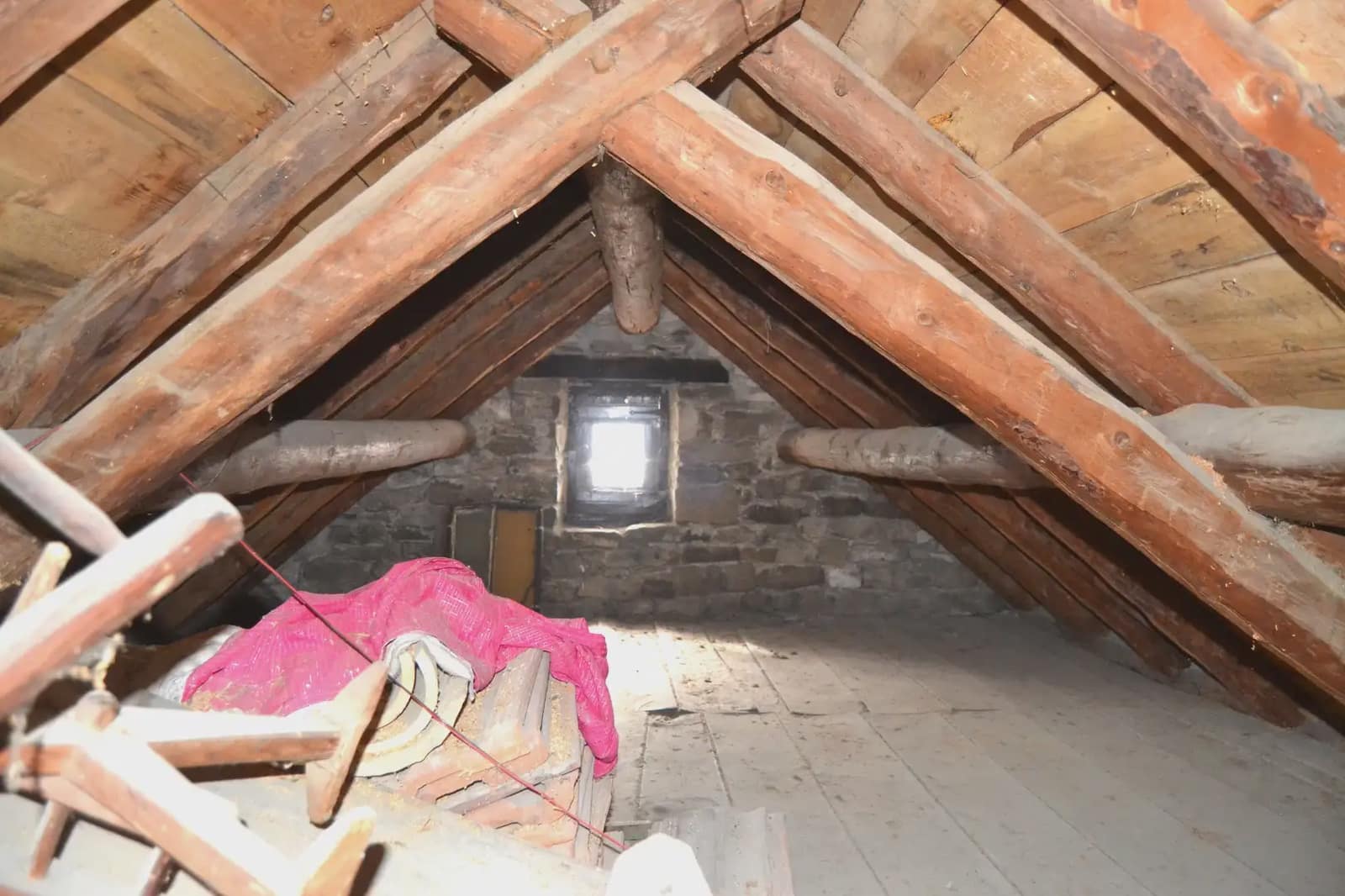 5 sypialnia Dom na sprzedaż w Aisa - 175 000 € (Ref: 9963508)