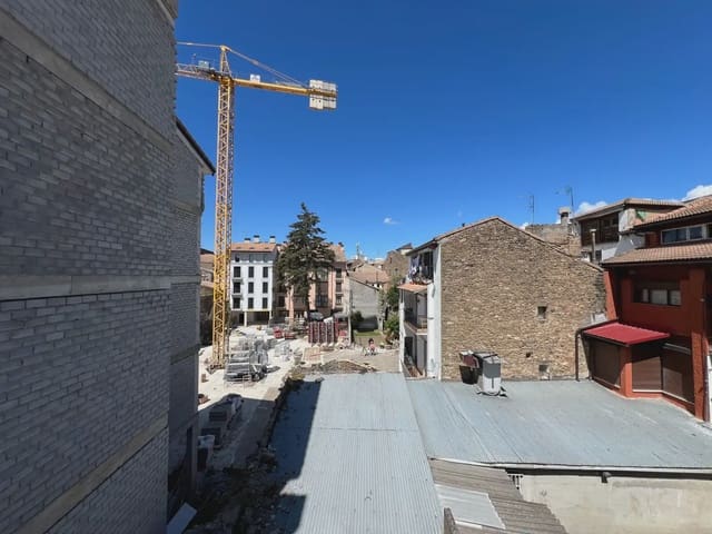 Pareado de 1 habitación en Jaca en venta - 375.000 € (Ref: 9963510)