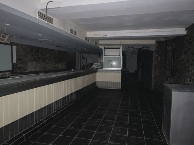 Pareado de 1 habitación en Jaca en venta - 375.000 € (Ref: 9963510)