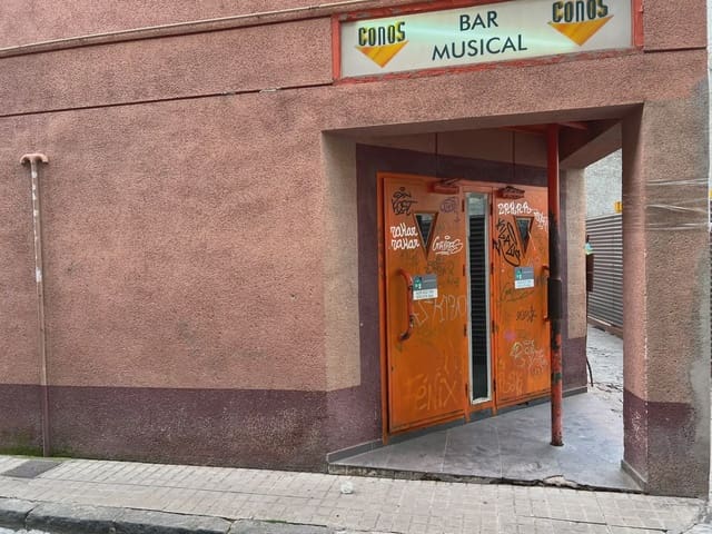 Commercial for sale in Jaca - € 160,000 (Ref: 9963511)