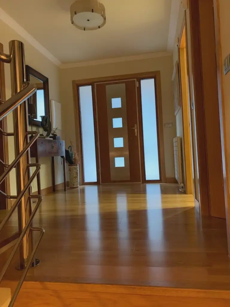 7 slaapkamer Halfvrijstaande villa te koop in Jaca met garage - € 890.000 (Ref: 9963512)