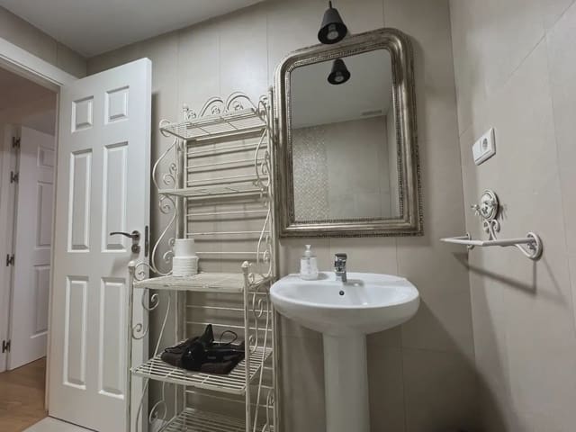 5 quarto Apartamento para venda em Jaca - 410 000 € (Ref: 9963513)
